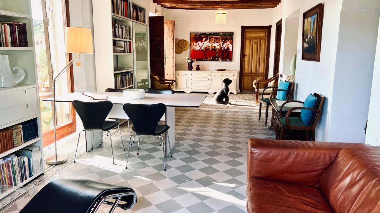 Cortijo El Pino Retreat Bed & Breakfast Albunuelas ภายนอก รูปภาพ