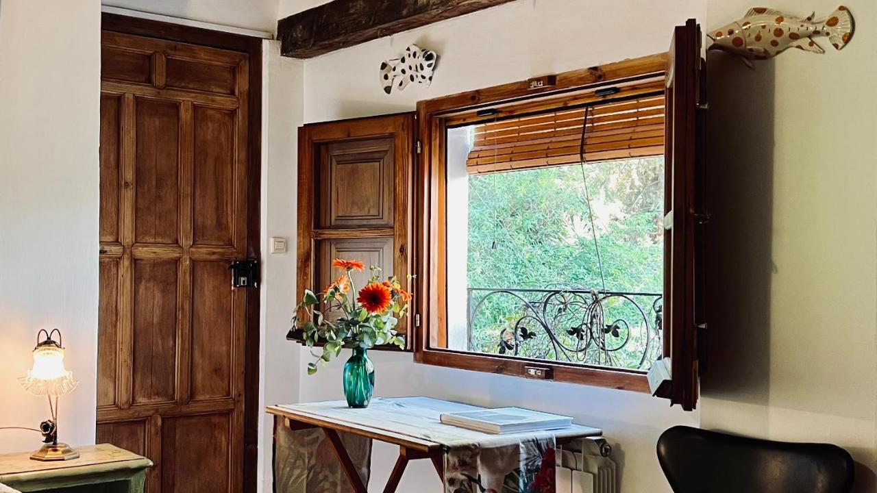 Cortijo El Pino Retreat Bed & Breakfast Albunuelas ภายนอก รูปภาพ