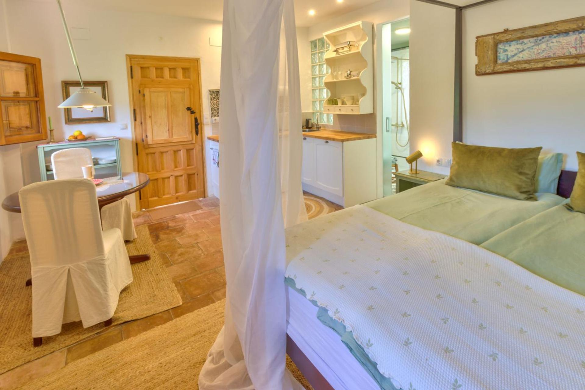 Cortijo El Pino Retreat Bed & Breakfast Albunuelas ภายนอก รูปภาพ
