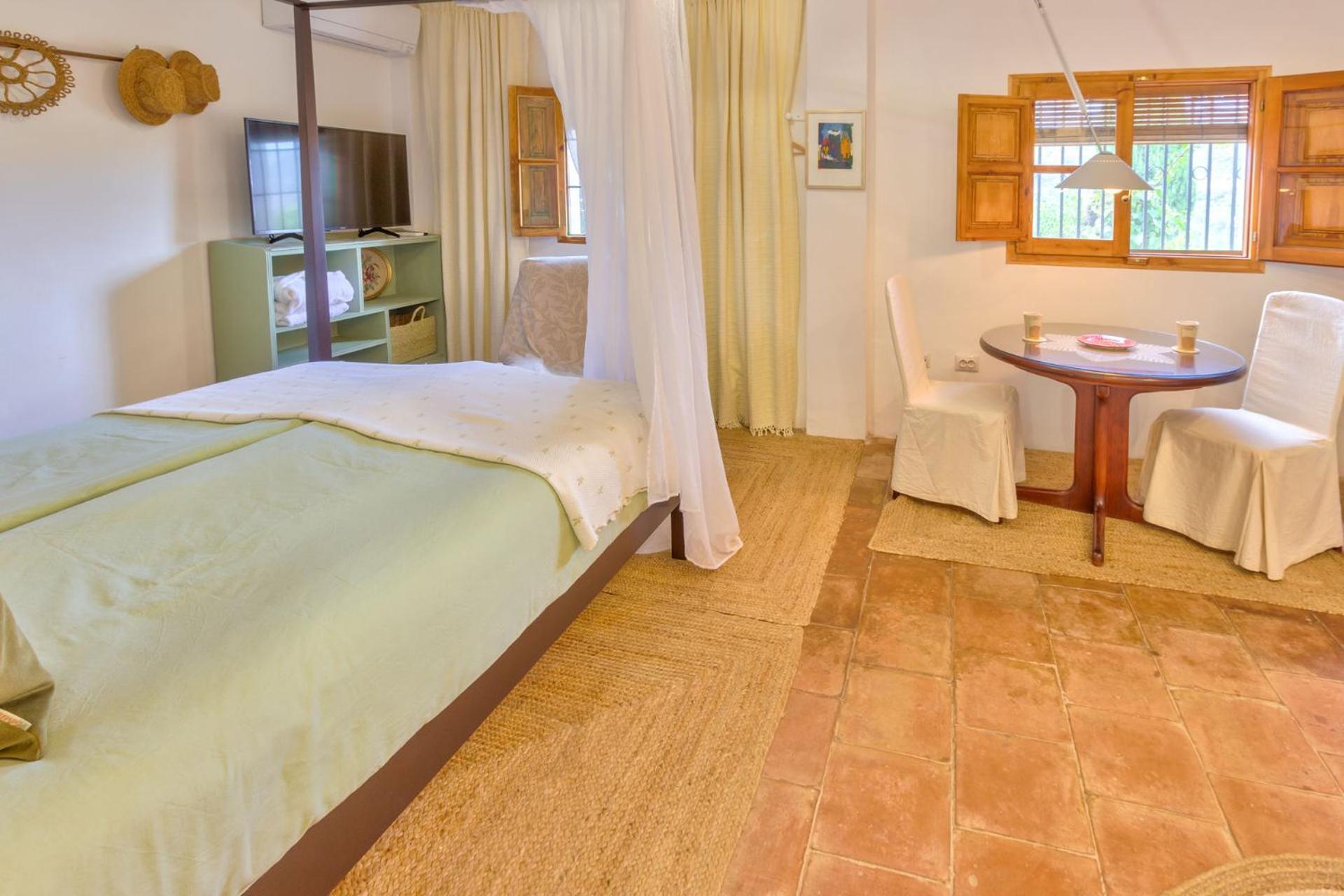 Cortijo El Pino Retreat Bed & Breakfast Albunuelas ภายนอก รูปภาพ